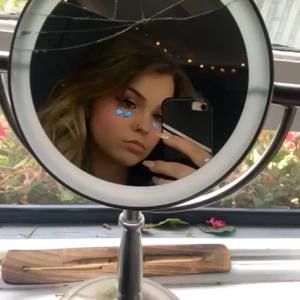 Meet your Posher, Jasmine